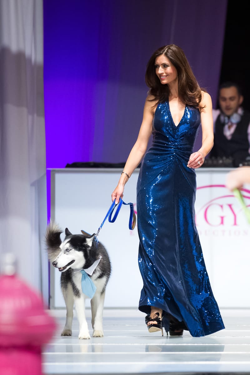 Candid moment on the event floor